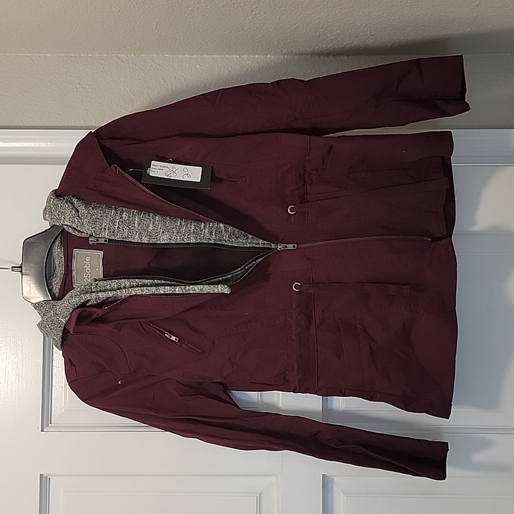 Light weight, faux lined jacket